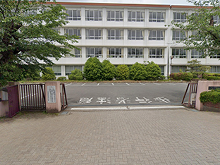 那加第三小学校